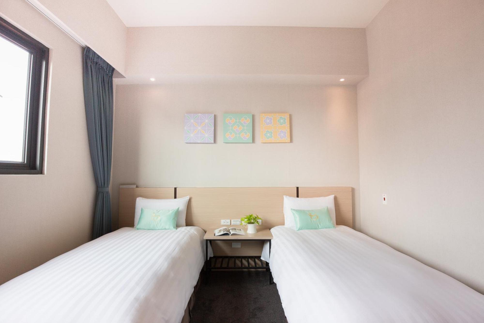 Hotel Liyaou Цзяї Номер фото