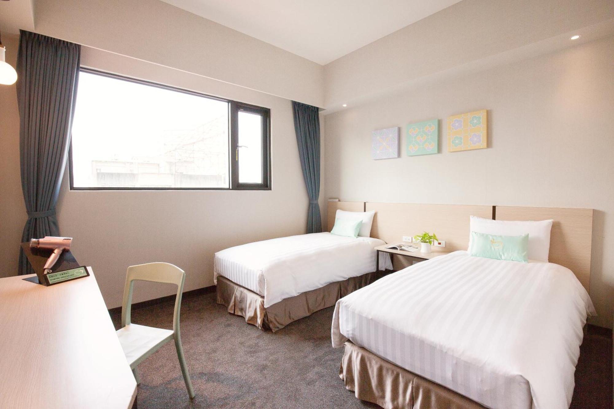 Hotel Liyaou Цзяї Номер фото