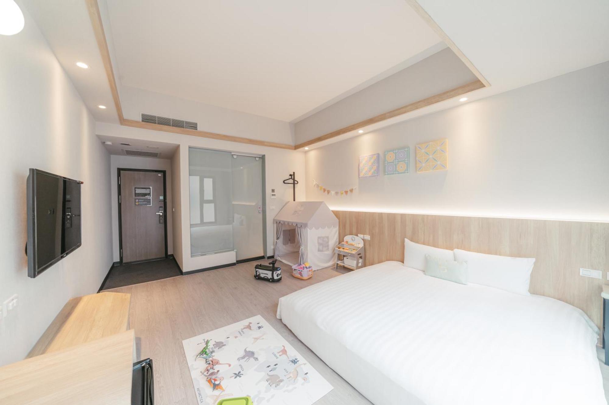 Hotel Liyaou Цзяї Екстер'єр фото